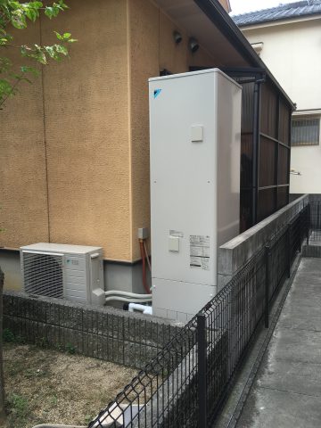 姫路市　電気温水器からエコキュートへの入替工事