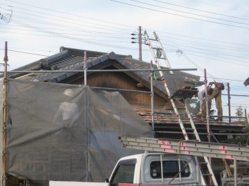 屋根葺き替え