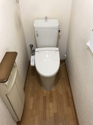 姫路市　トイレのシャワー便座から水が漏れている