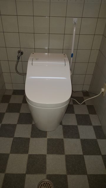 トイレ取替工事