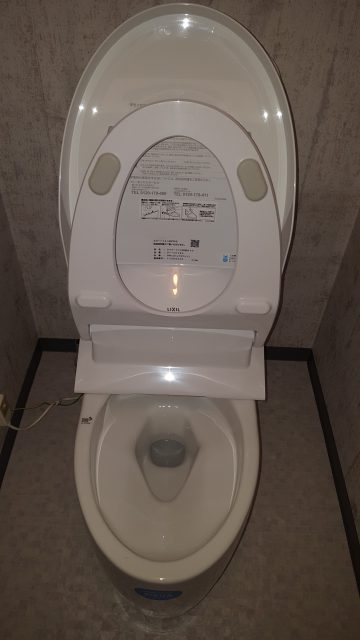 トイレ取替工事