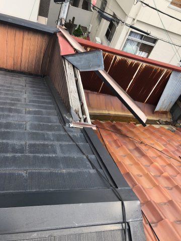 屋根　板金修理