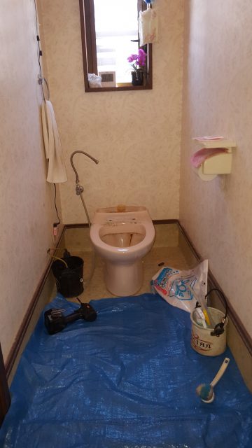 赤穂市　トイレ交換工事