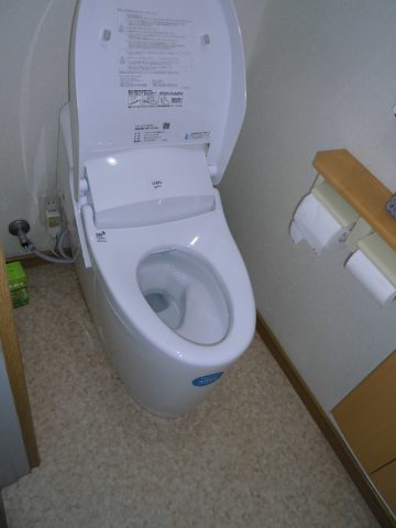 トイレ取替工事