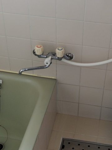 姫路市　浴室水栓金具入替え工事