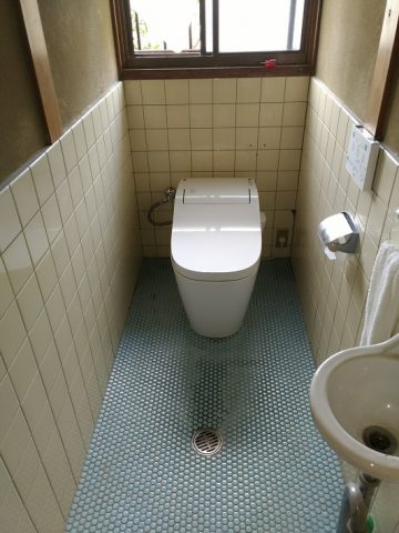 トイレ取替工事