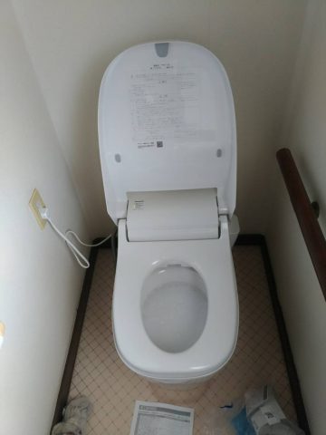 トイレ取替工事