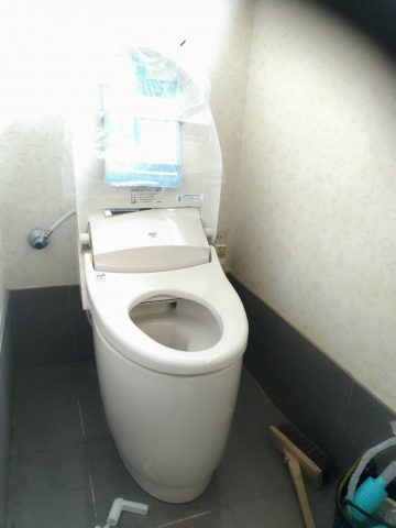 トイレ取替工事