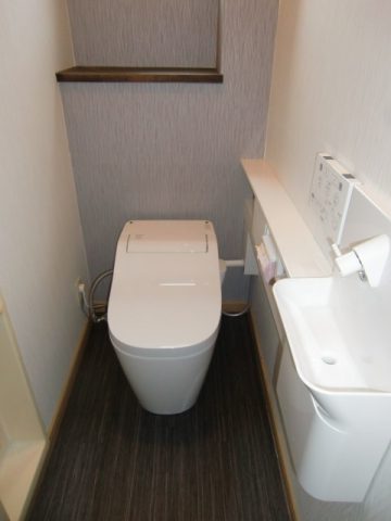 上郡町　トイレと手洗器の取付工事