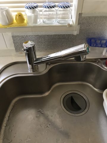姫路市　マンション浄水器付キッチン水栓取替