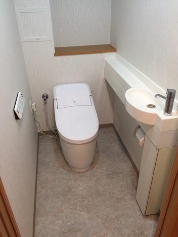 赤穂市　トイレ取替、他工事