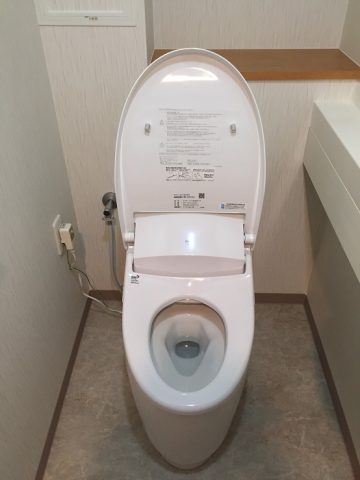 トイレ取替工事