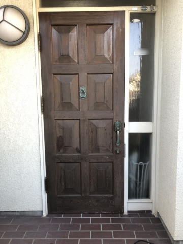 姫路市　木製玄関ドア塗装工事