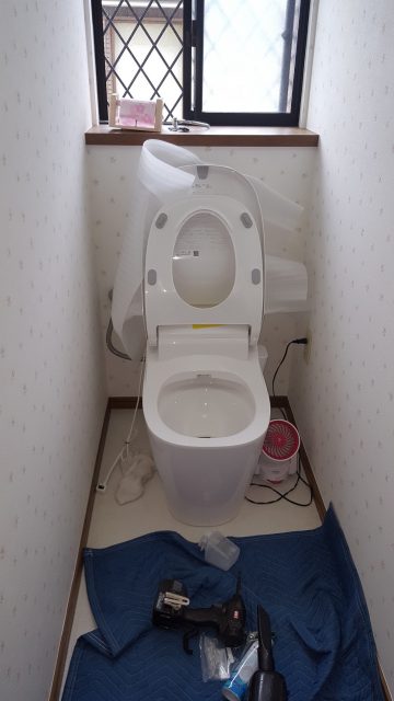 トイレ取替工事