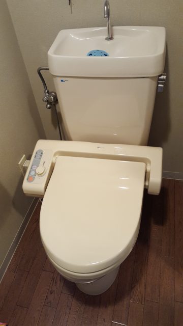 トイレ取替工事