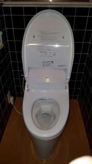 トイレ取替工事