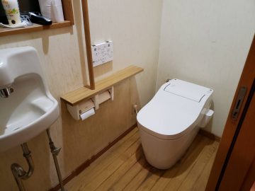 姫路市　リモコン部品が壊れトイレ交換