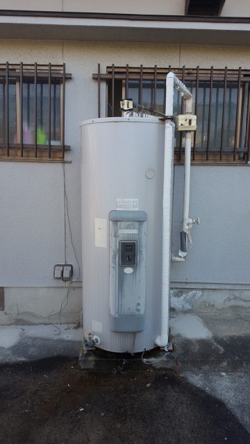 電気温水器取替