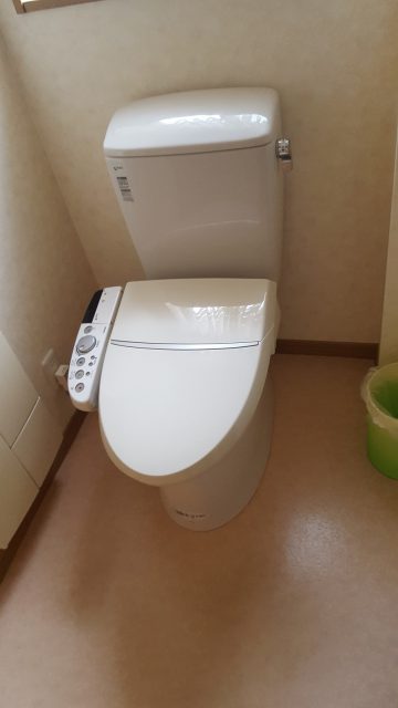 トイレ取替工事