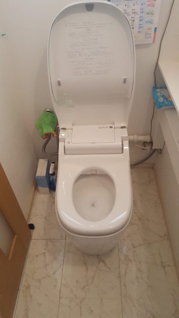 トイレ取替工事