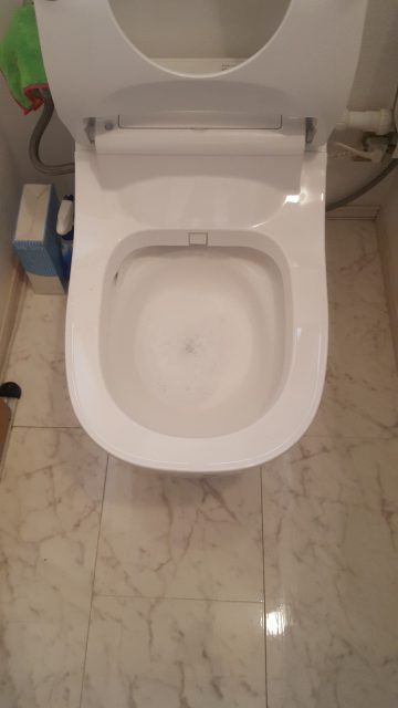 トイレ取替工事