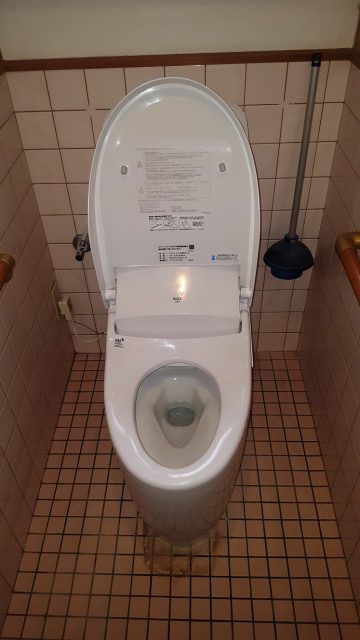 トイレ取替工事