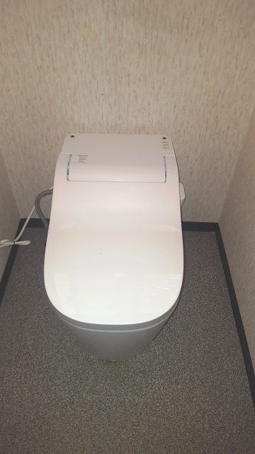 トイレ取替工事