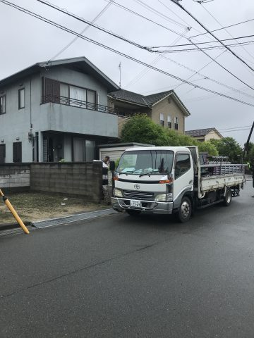 外壁塗装まずは足場組から