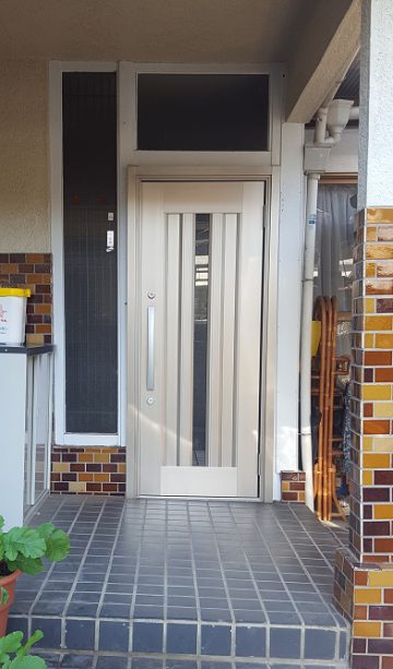 相生市　玄関ドアの取替