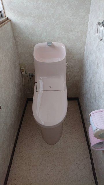 赤穂市　トイレ取替工事