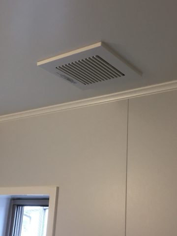 上郡町　浴室天井換気扇の取替