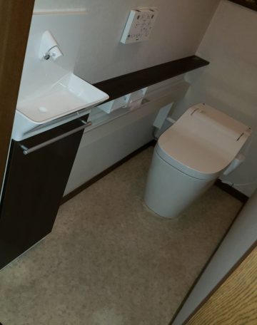 姫路市　トイレ取替えと手洗い器新設