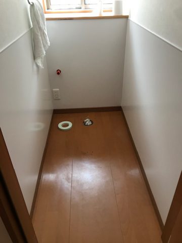 高砂市でトイレリフォーム既存撤去後の状態