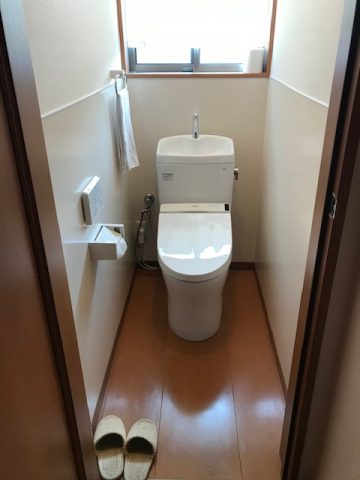 TOTOピュアレストへトイレ取替工事完工