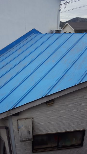 屋根が色あせているので屋根塗装工事