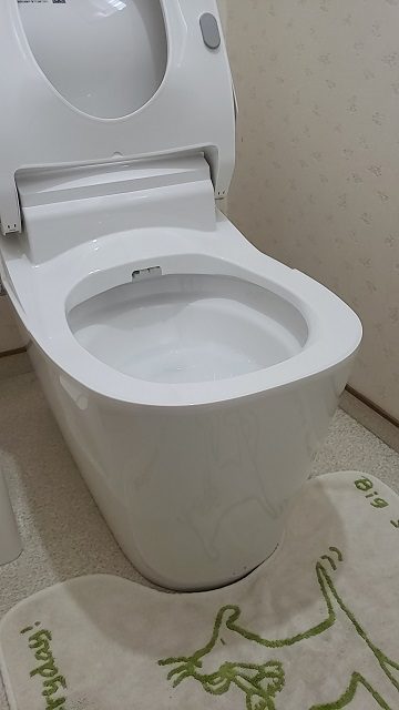 トイレを新しく！施工後