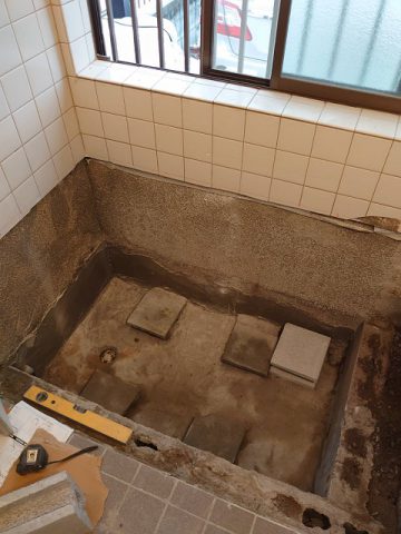 浴室改修工事　施工中