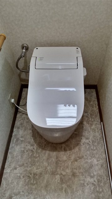 トイレ取替　施工後