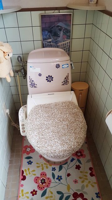 トイレ取替工事　施工前