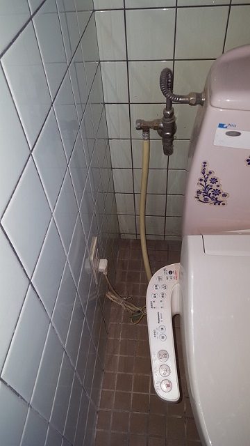 トイレ取替工事　施工前