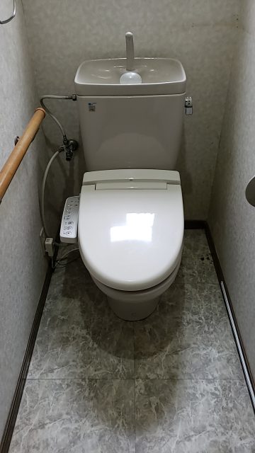 トイレ取替　取替前