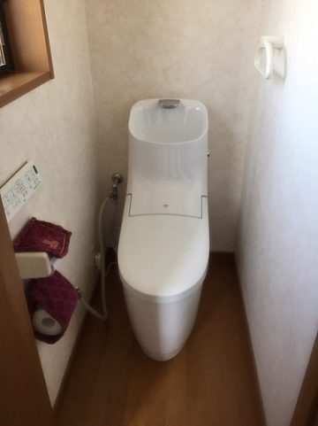 赤穂市　３階のトイレの取替