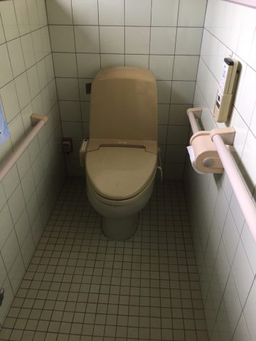 トイレの取替　施工前