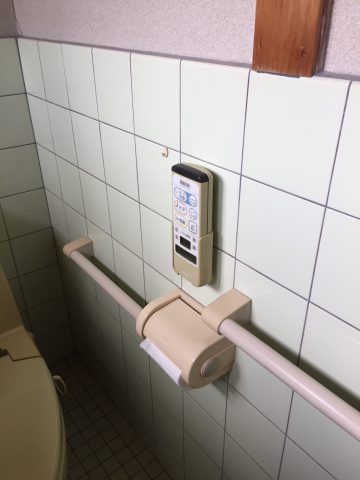 トイレの取替　施工前