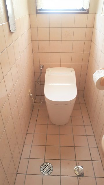 トイレ取替・小便器撤去　施工後