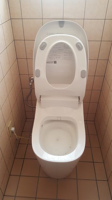 トイレ取替・小便器撤去　施工後