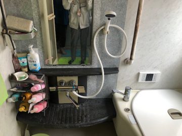姫路市　ｼｬﾜｰﾊﾞｽ水栓の交換