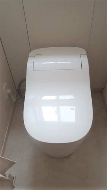 トイレ取替　施工後