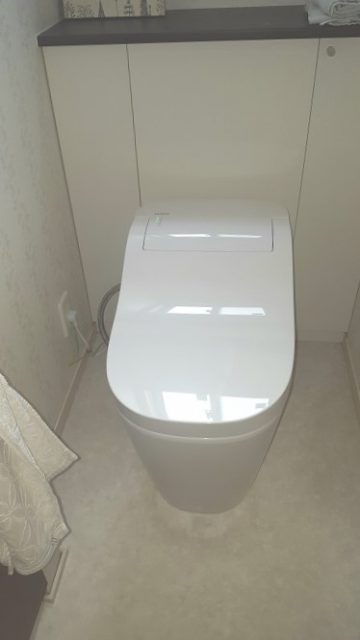 トイレ取替　施工後