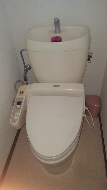 トイレの取替　施工前